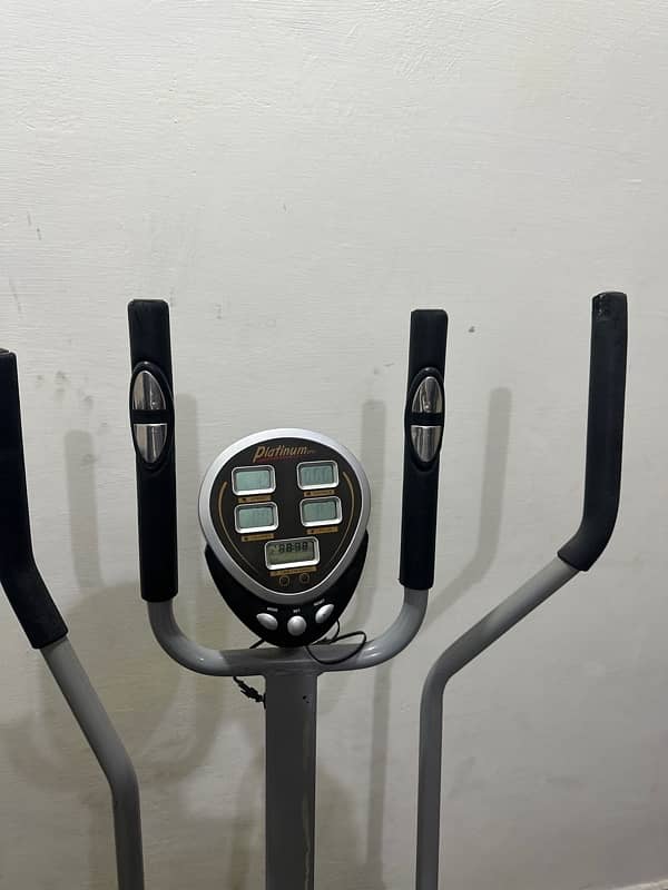 Gym cyclee fitness exercise bike 1