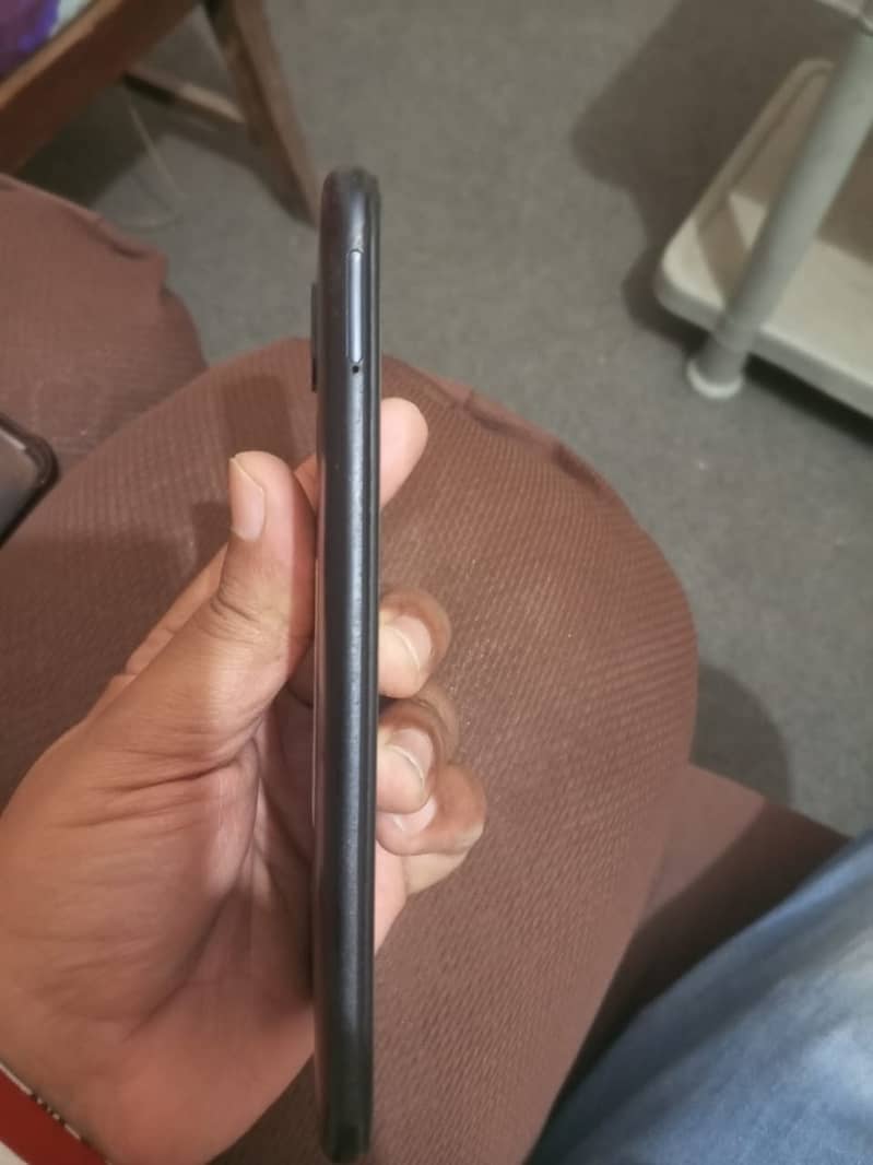 Xiaomi  Model 9c 0/3/0/1/4/7/1/5/5/7/8 1