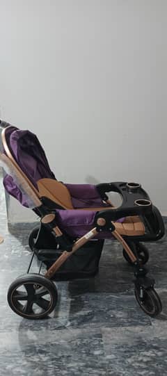 Xl size pram in 10/10