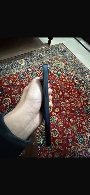 IPhone 14 black 2