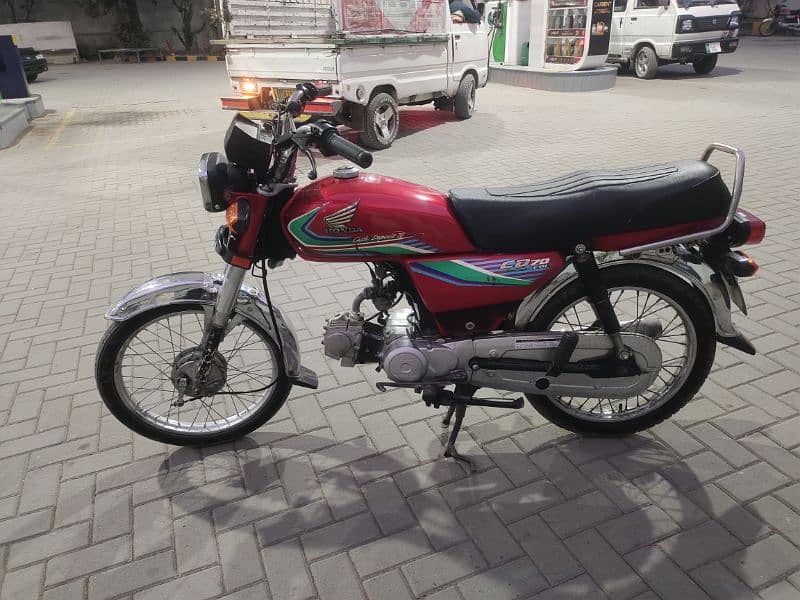 Honda CD 70 (2016) 0