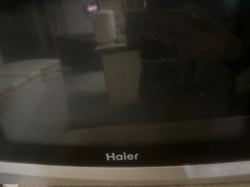 microwave Haier 1