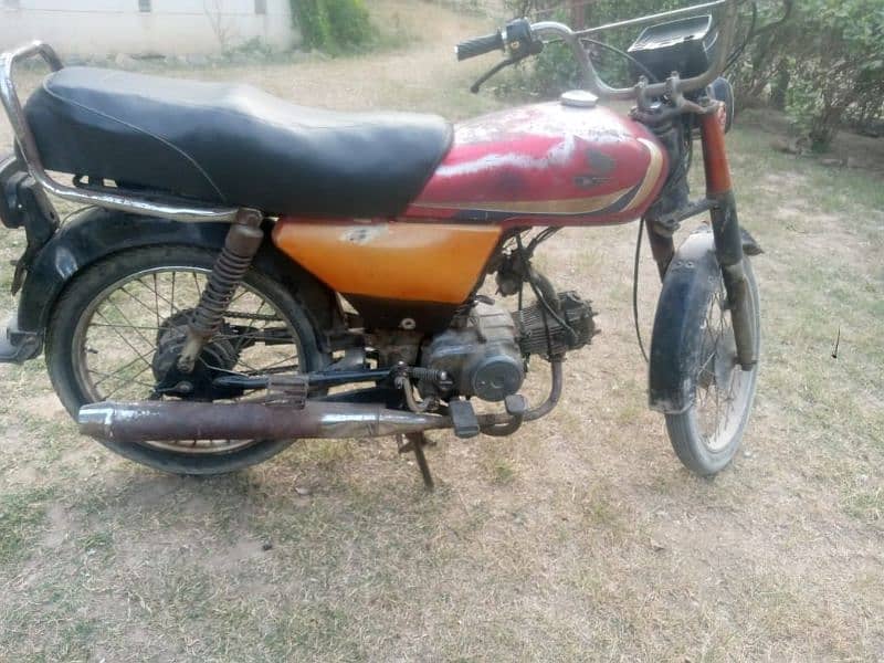 Honda CD 70 3