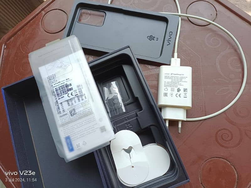 vivo v23e 8+4 256 10by10 condition 1