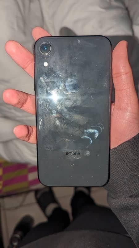 Iphone XR urgent sale 3