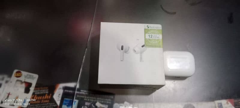 airpods 0