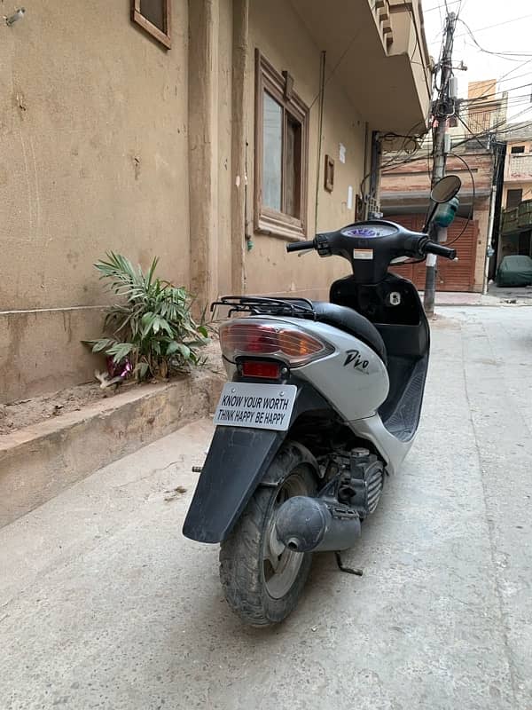 Honda Dio Scooter 3