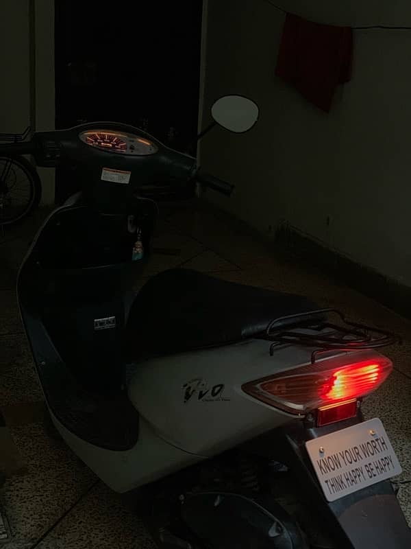 Honda Dio Scooter 6