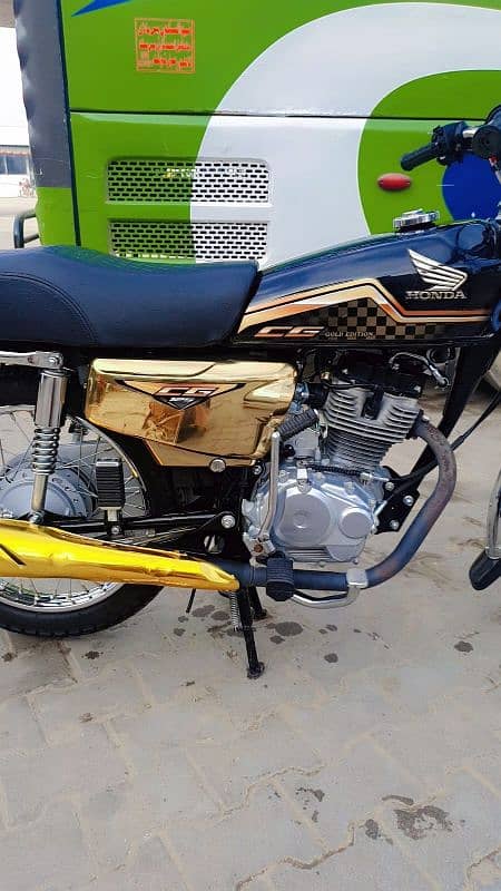 Honda 125 Gold edition 2