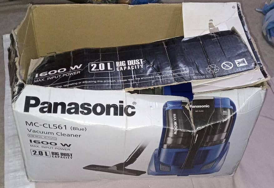 Panasonic Vacuum Cleaner MC-CL561 1600Watt 8/10 19