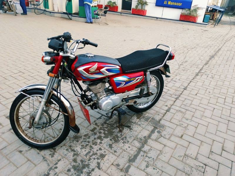 HONDA 125 2022 BILCUL OKY BIKE 2