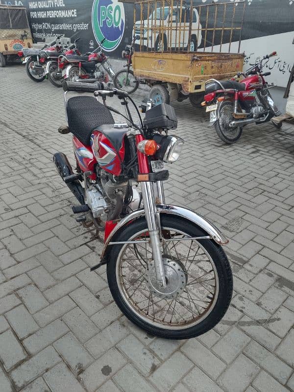 HONDA 125 2022 BILCUL OKY BIKE 3