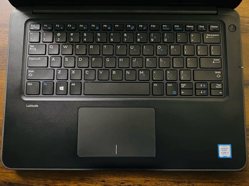 Dell latitude 3380 2