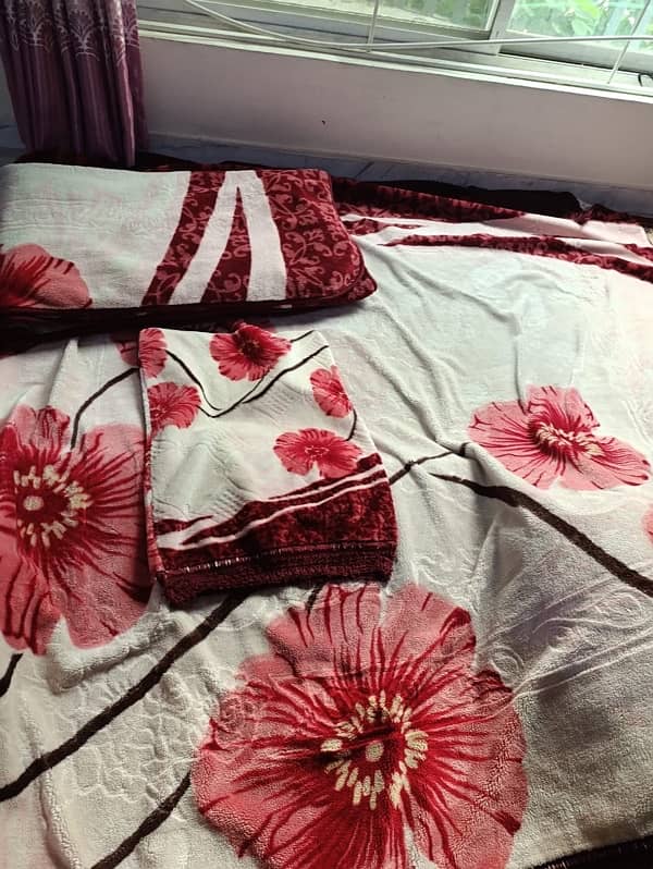 Korean bedsheets slightly used very soft 2