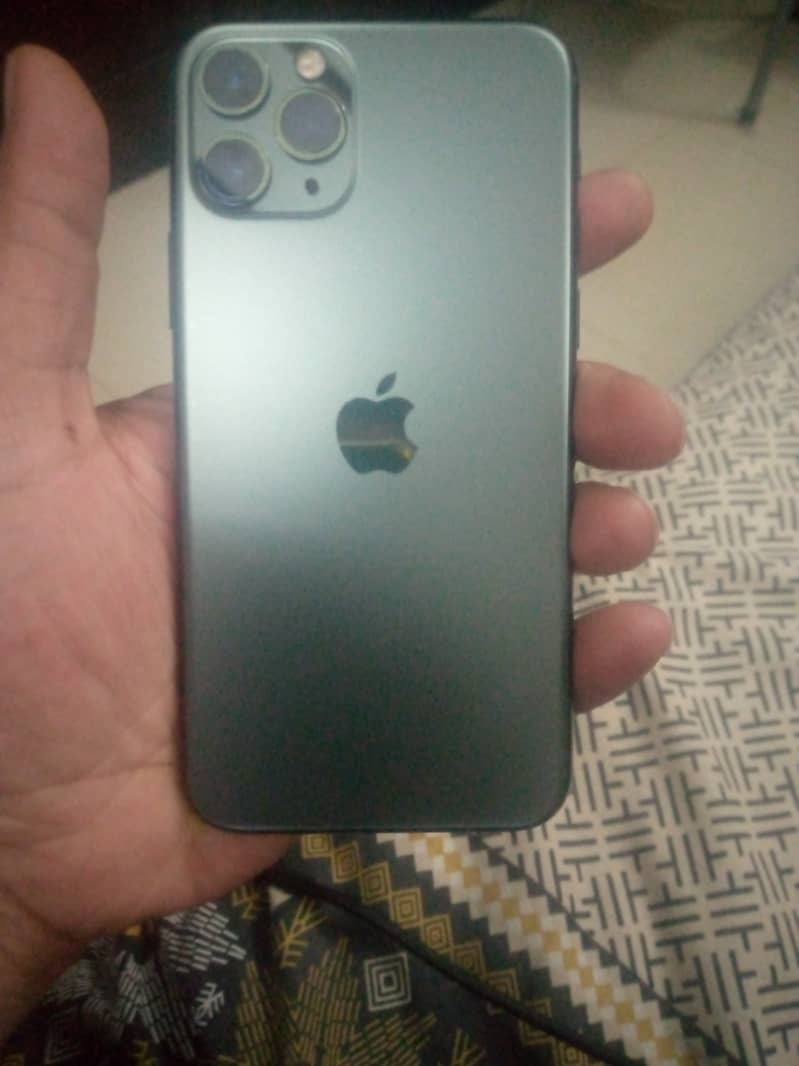 Apple iPhone 11 Pro 1