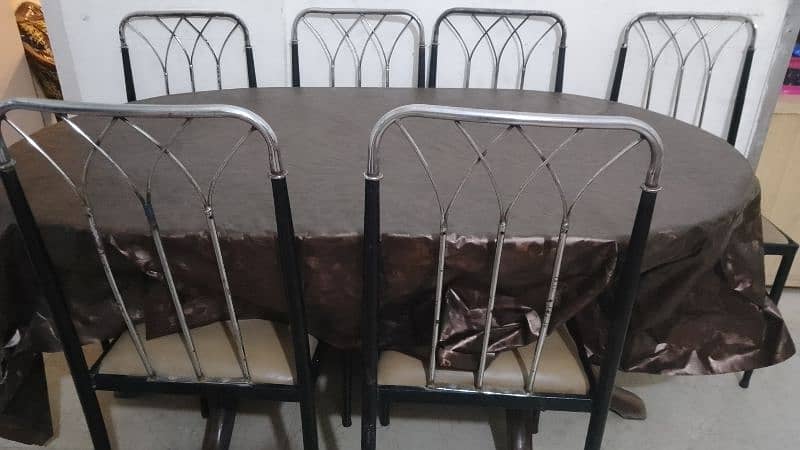 6 seater dinning table for sale 0