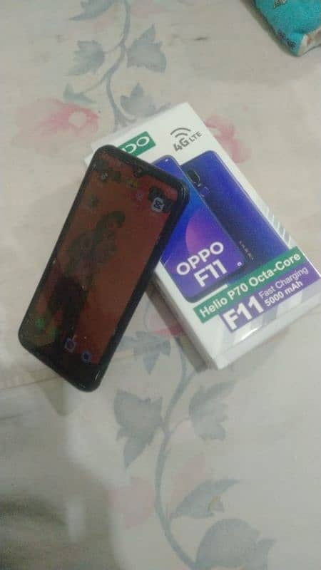 Oppo f11 3