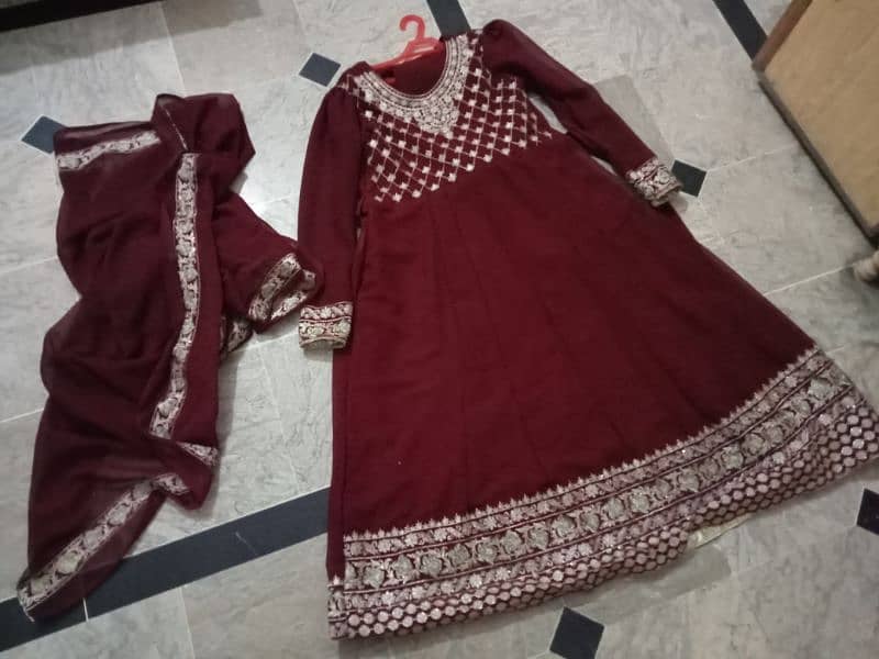 Party wear in excellent condition like new 1