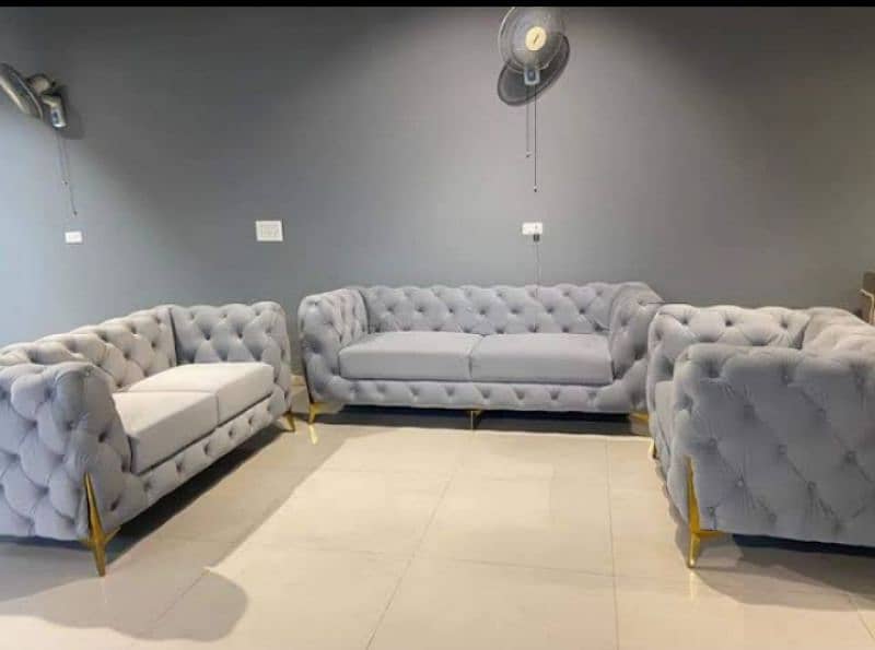 All kind of sofa and international design sofa and furniture available 0