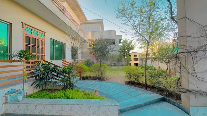 1 Kanal Beautiful House In Gulshan Abad Rawalpindi 3