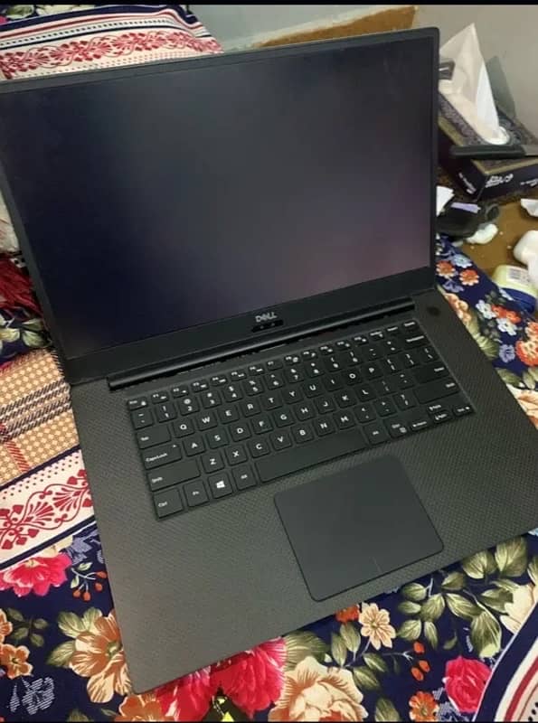 Dell provision 5540 gaming laptop 0