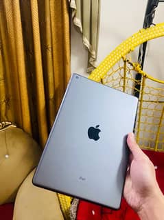 ipad 7 generation 128gb urgent sale