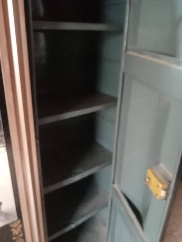 IRON CUPBOARD GOOD CONDITION 3 DOOR 2