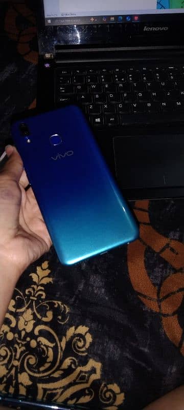 vivo Y95 5