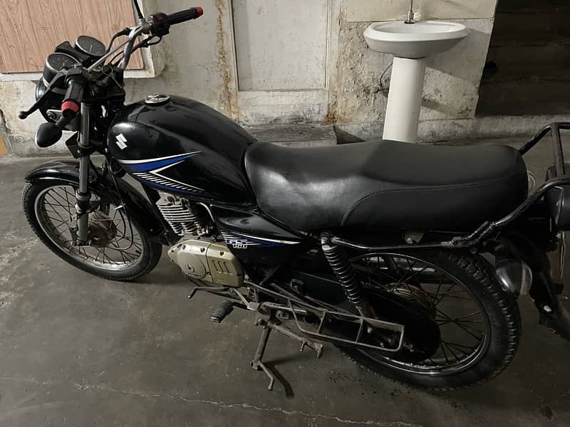 Suzuki gs150 1