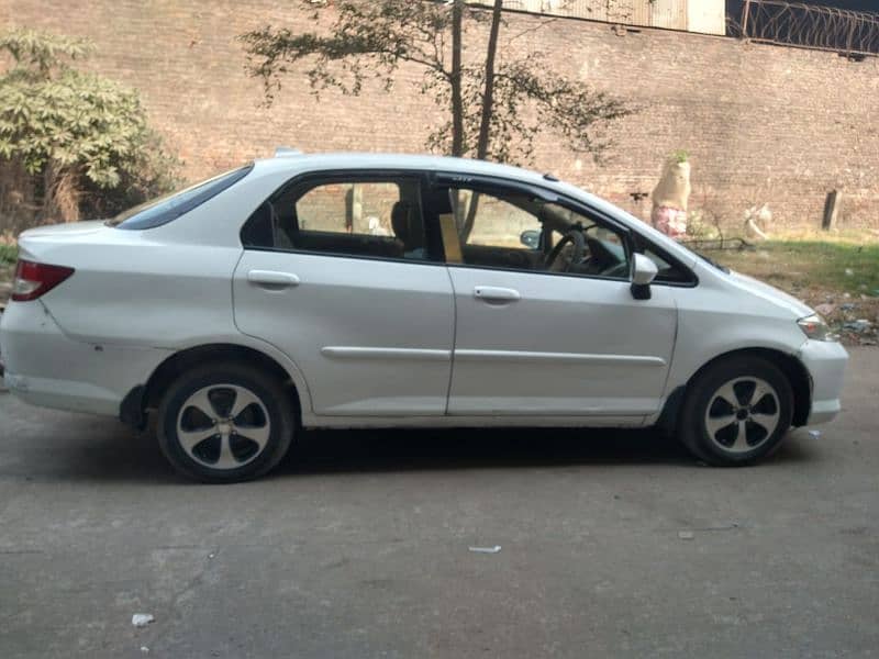 Honda City IDSI 2004 5