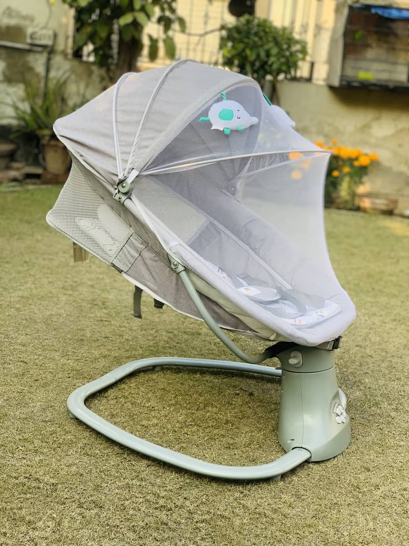 Mastela Bassinet 4