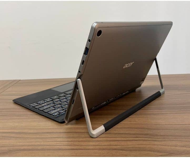 Acer core I5 6 generation touch screen 2 in 1 laptop 3