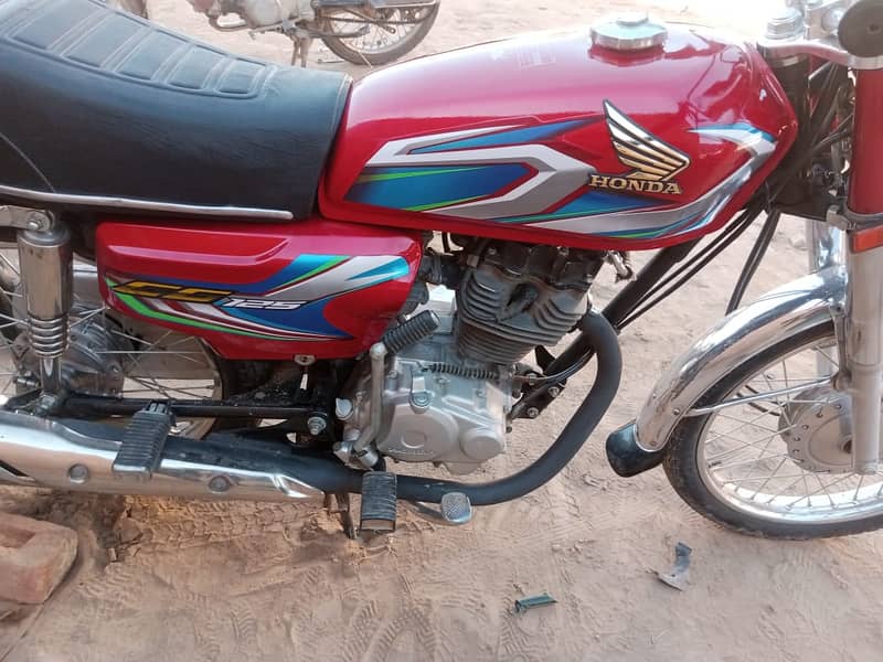 Honda CG 125 in excellent condition 0