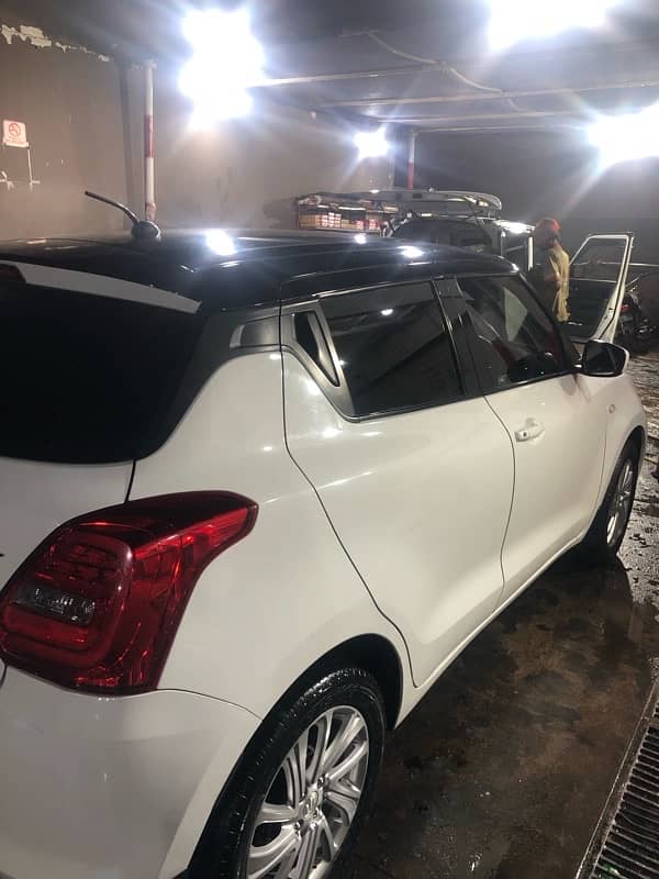 Suzuki Swift 2022 (GL CVT) 3