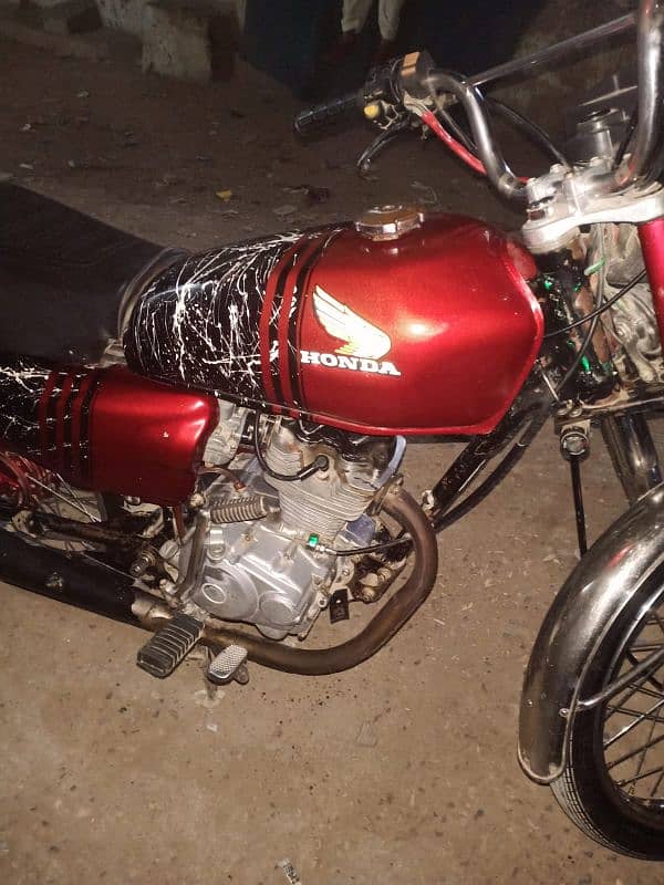 Honda bike 92 model ha ghadre abhi banai ha ok ghadre ha cplc clear ha 2