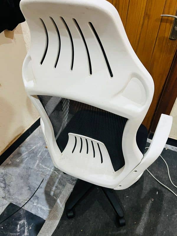 Gaming chair 2