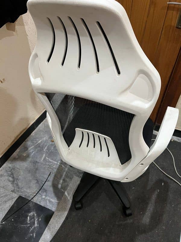 Gaming chair 3