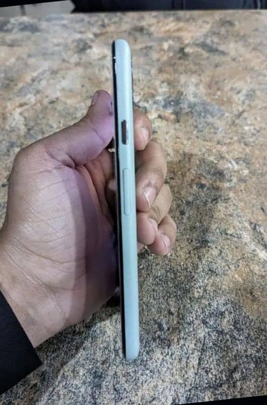 Google Pixel 5 8Gb ram 128Gb rom 4