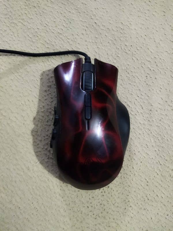 Razer Naga Gaming Mouse 4