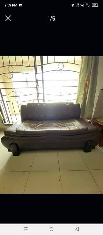 4 seater sofa with table 2