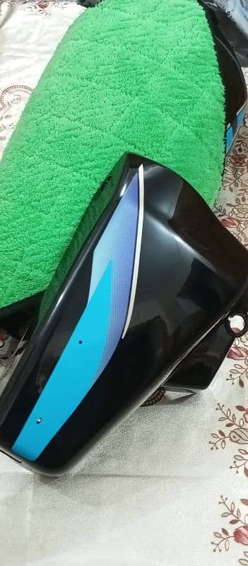 Honda CG 125 1996 Black fuel tank 1