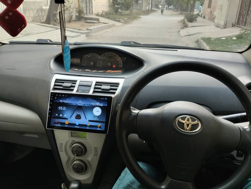 Toyota Belta 2010 12