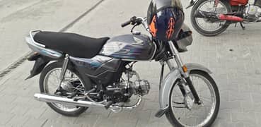 Honda CD 70 Dream for sale in immaculate condition