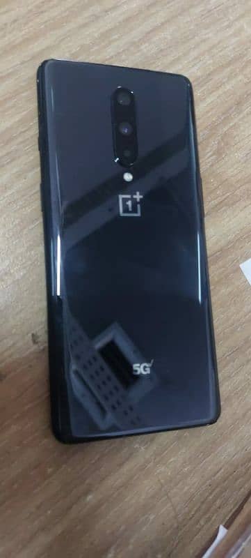 one plus 8 In good condition no any fault genuine phone 8/128gb 2