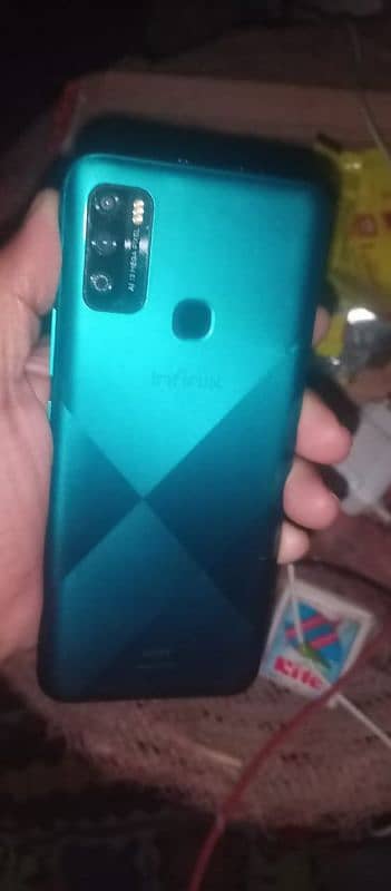 Infinix hot 9 Play 4/64 8