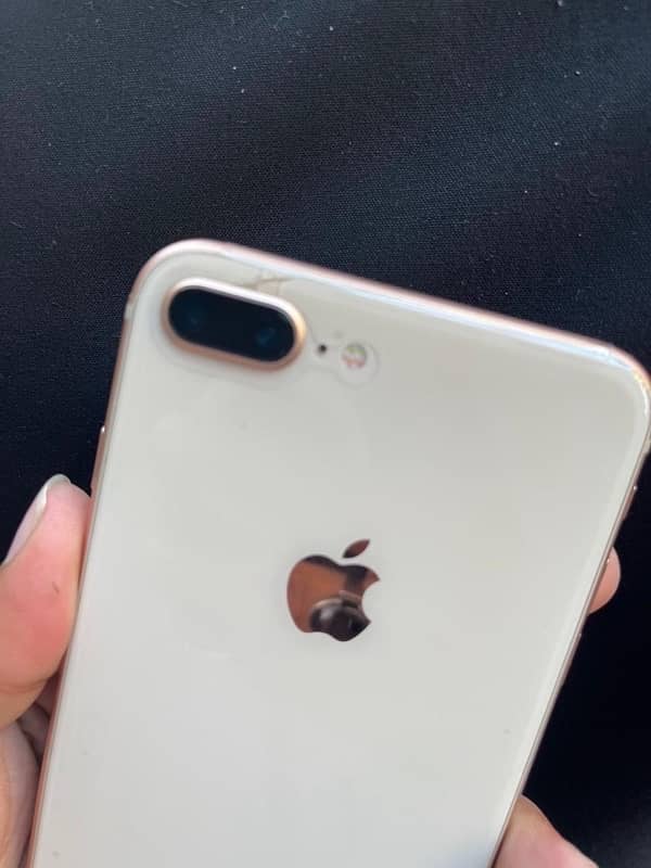 Iphone 8 plus 64 gb Pta approved 1