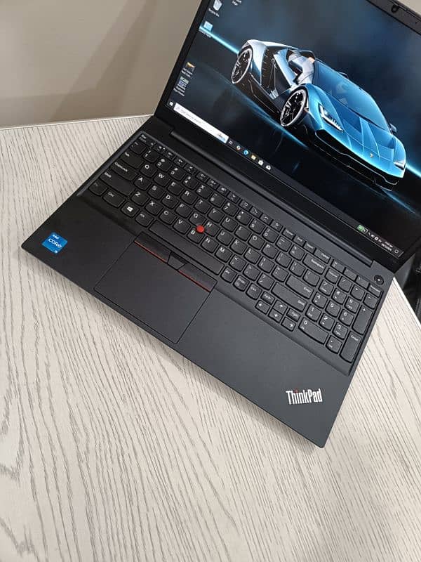 Lenovo Thinkpad E15 core i5 11th gen quadcore 15.6 inch 1080p Numpad 6