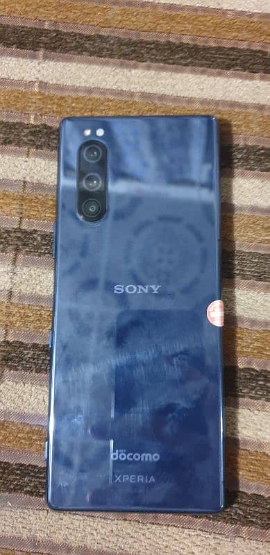 Sony Xperia 5 0