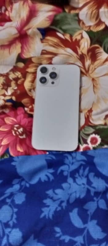 i phone xr converted 14 pro white colour 1