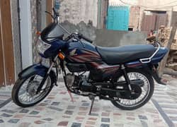 condition 100/80. . Applied for ha bike Argent sale karni ha. .